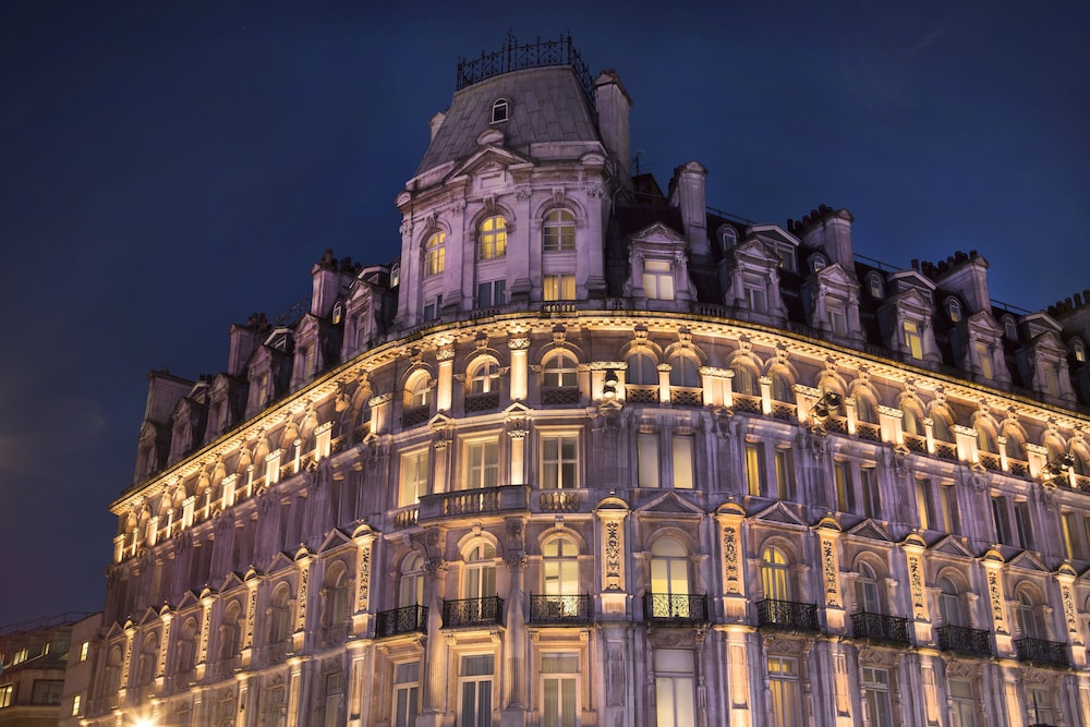 Thistle London Piccadilly — 4-Star Luxury Hotel in London, United Kingdom