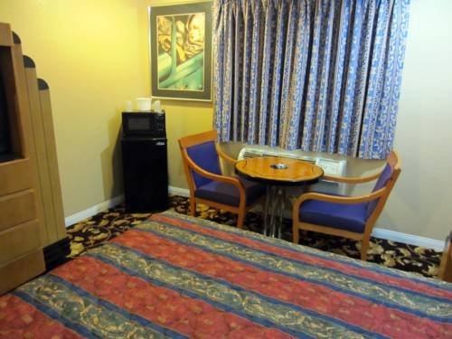 Sunrise Inn Gardena — Gardena — photo 4