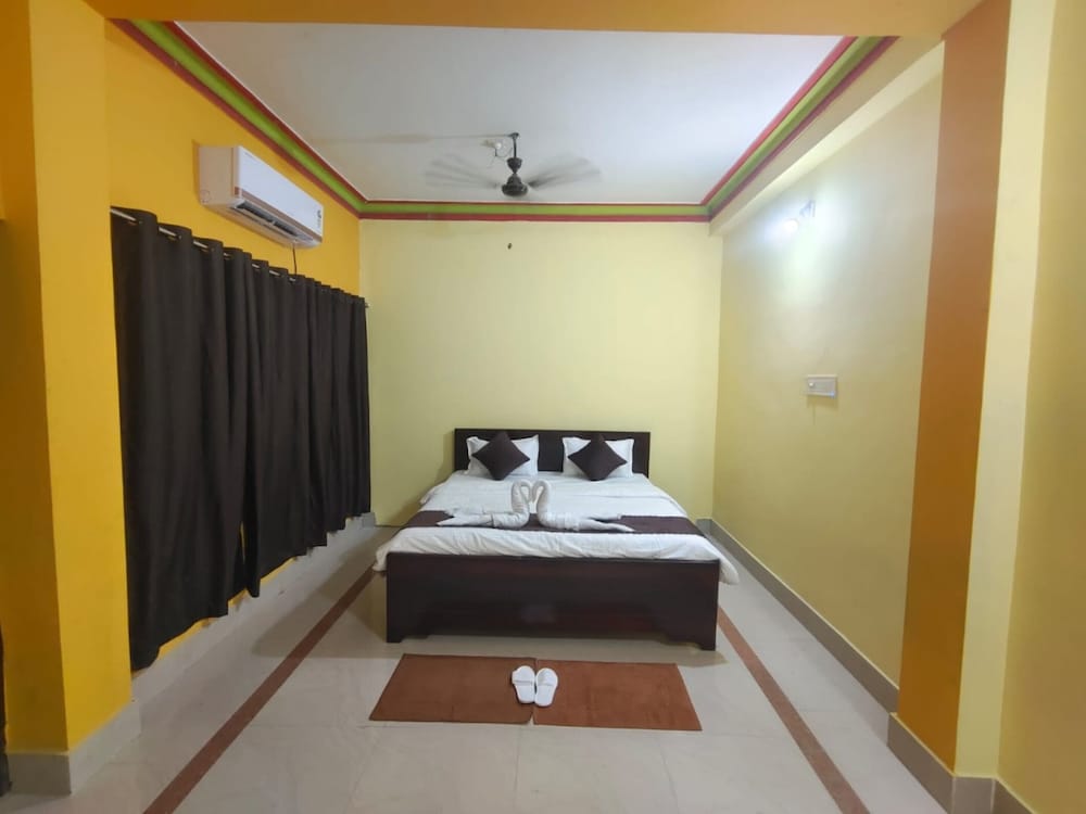 Goroomgo The Grand Empire Angul in Angul, India