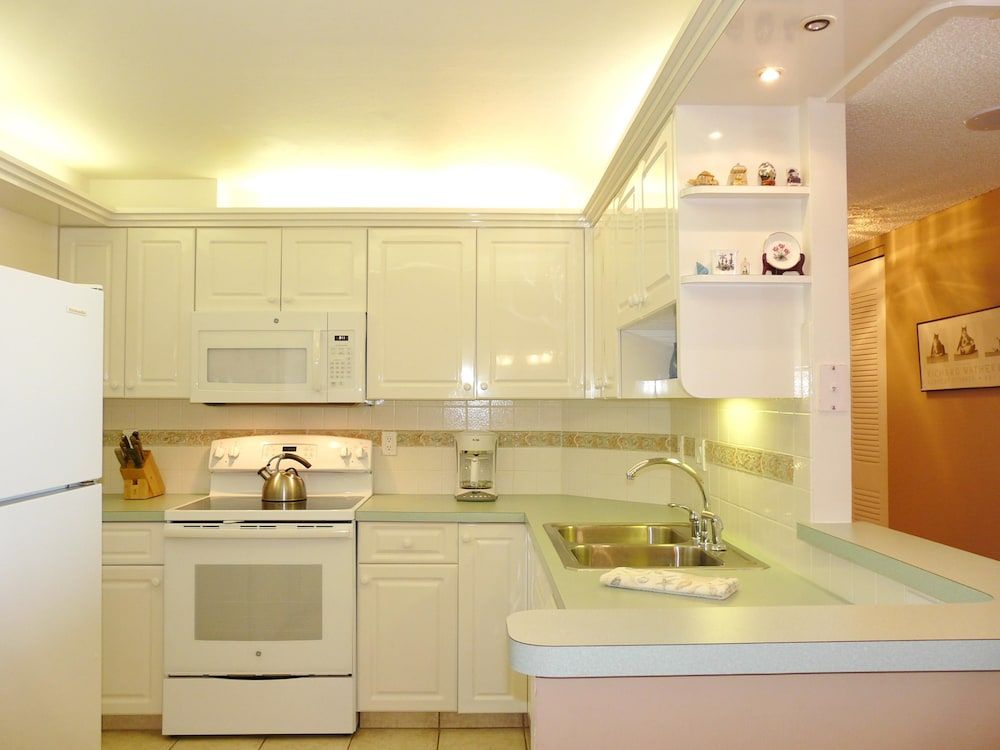 South Seas Tower 4 1209 - photo 7