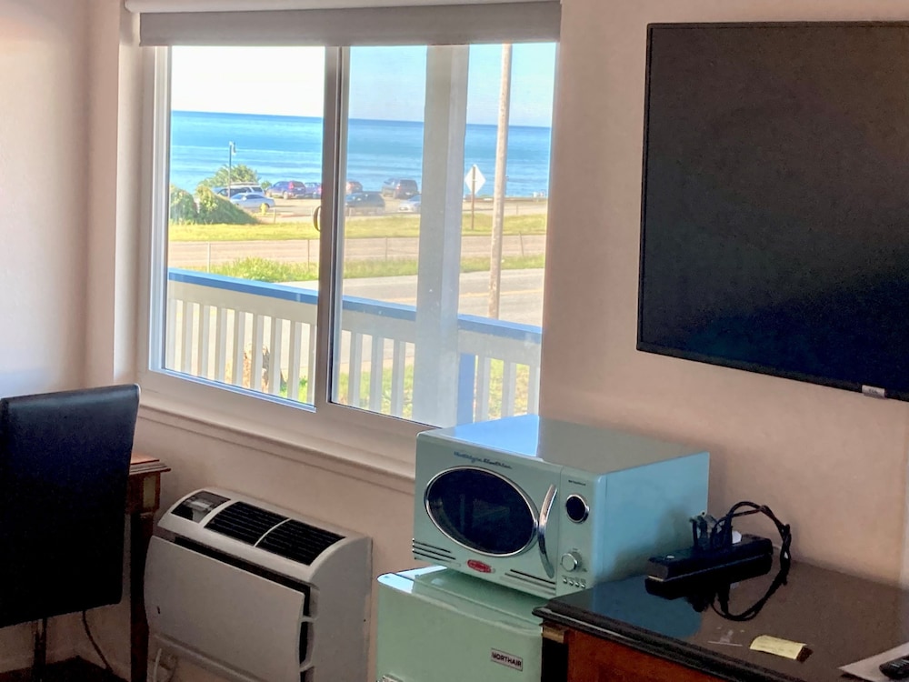 Coast Riders Inn - photo 108