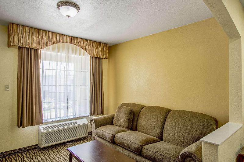 Super 8 by Wyndham Jackson MS - photo 23