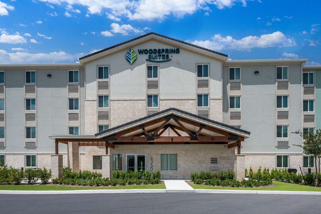 Woodspring Suites West Palm Beach — West Palm Beach