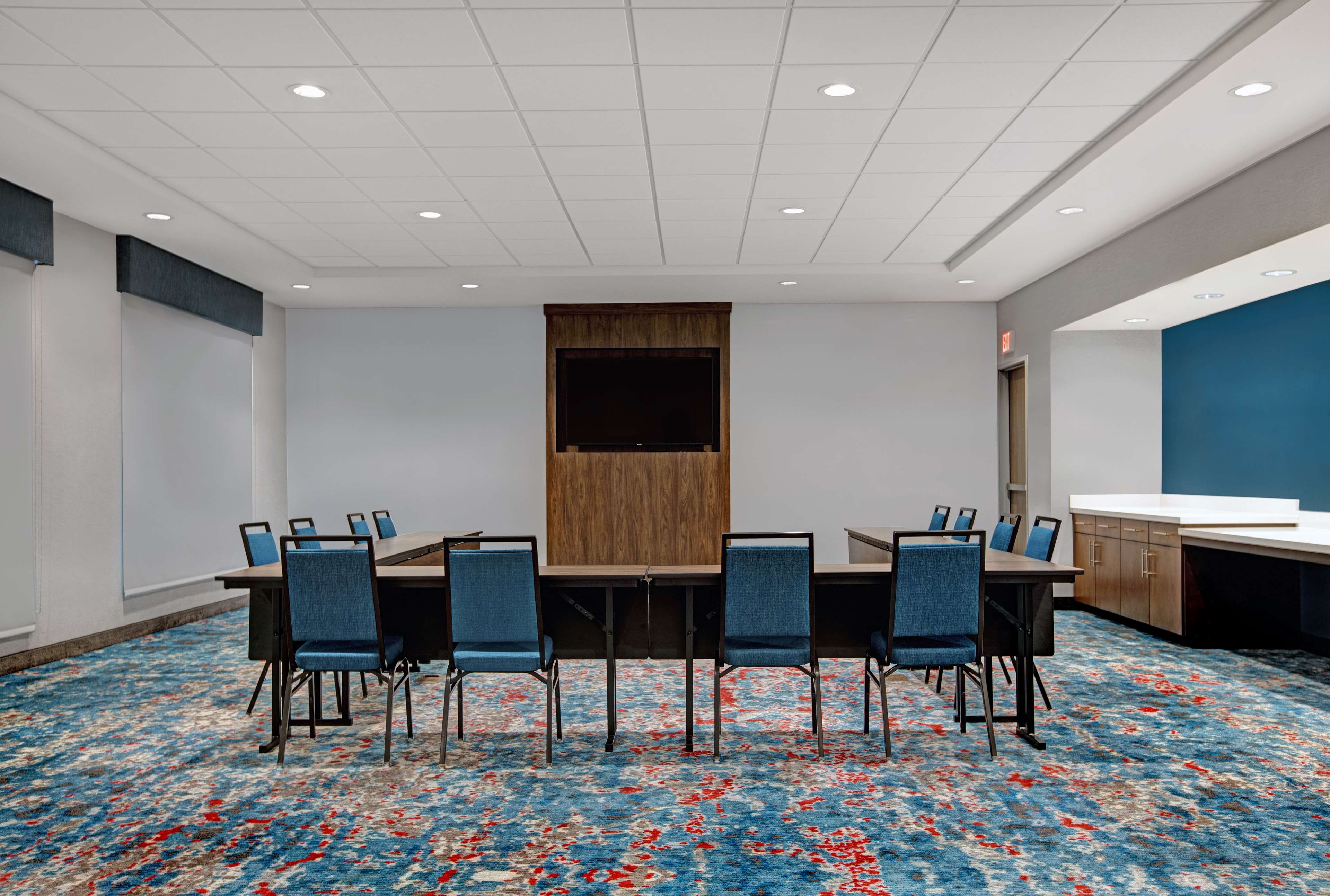 Hampton Inn & Suites Farmers Branch Dallas - photo 23