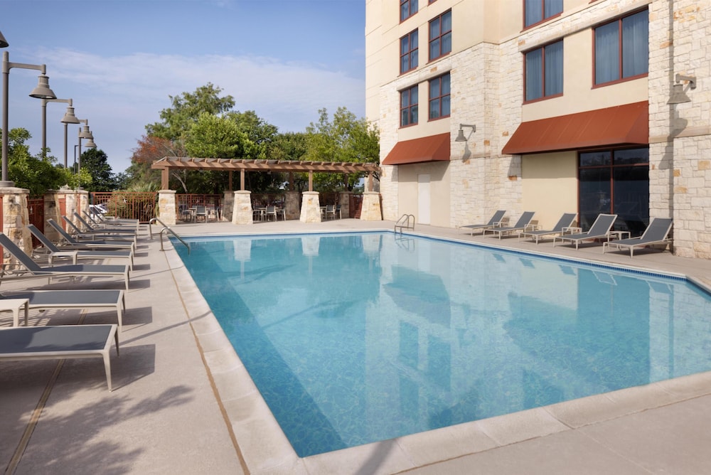 Embassy Suites by Hilton San Marcos Hotel Conference Center - photo 36