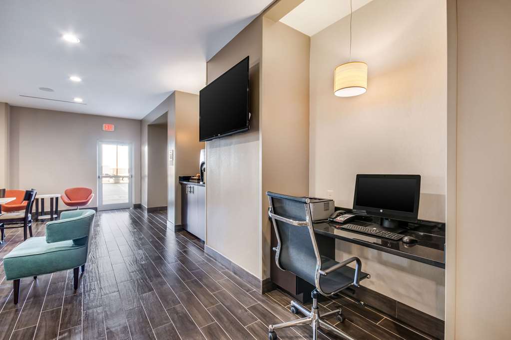 Sleep Inn & Suites Yukon Oklahoma City - photo 42