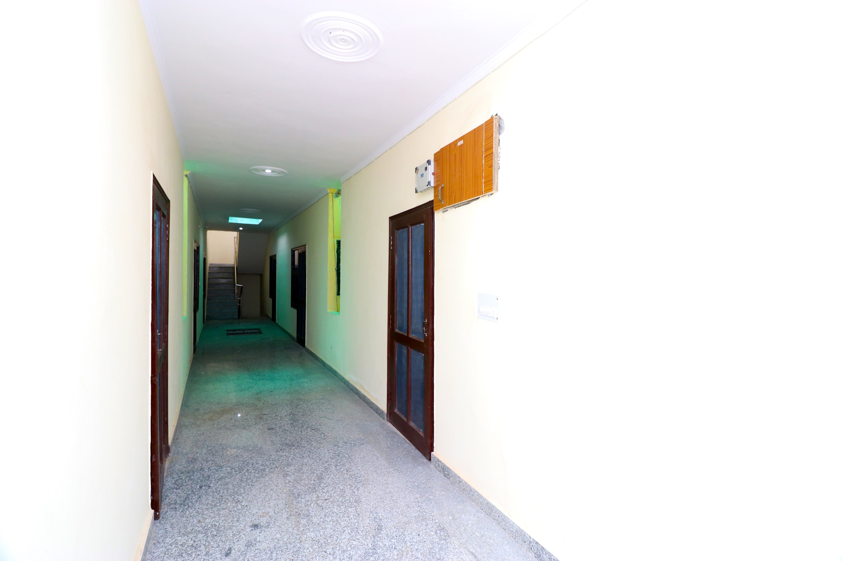 Hotel O Jagpal Stay — 4-Star Luxury Hotel in Gurgaon, India