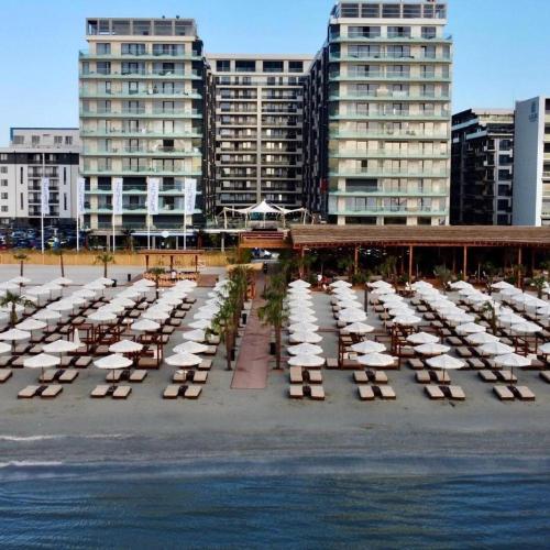 Apartament la mare Lamera Residence — 4-Star Luxury Hotel in Navodari, Romania