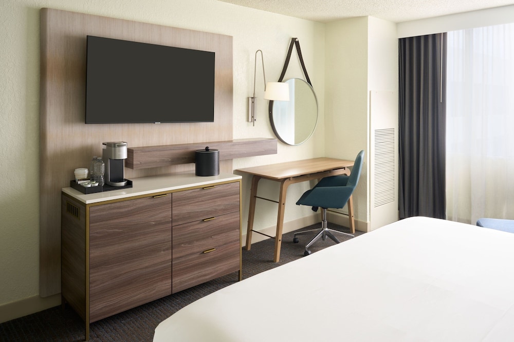 Delta Hotels by Marriott West Palm Beach - photo 5
