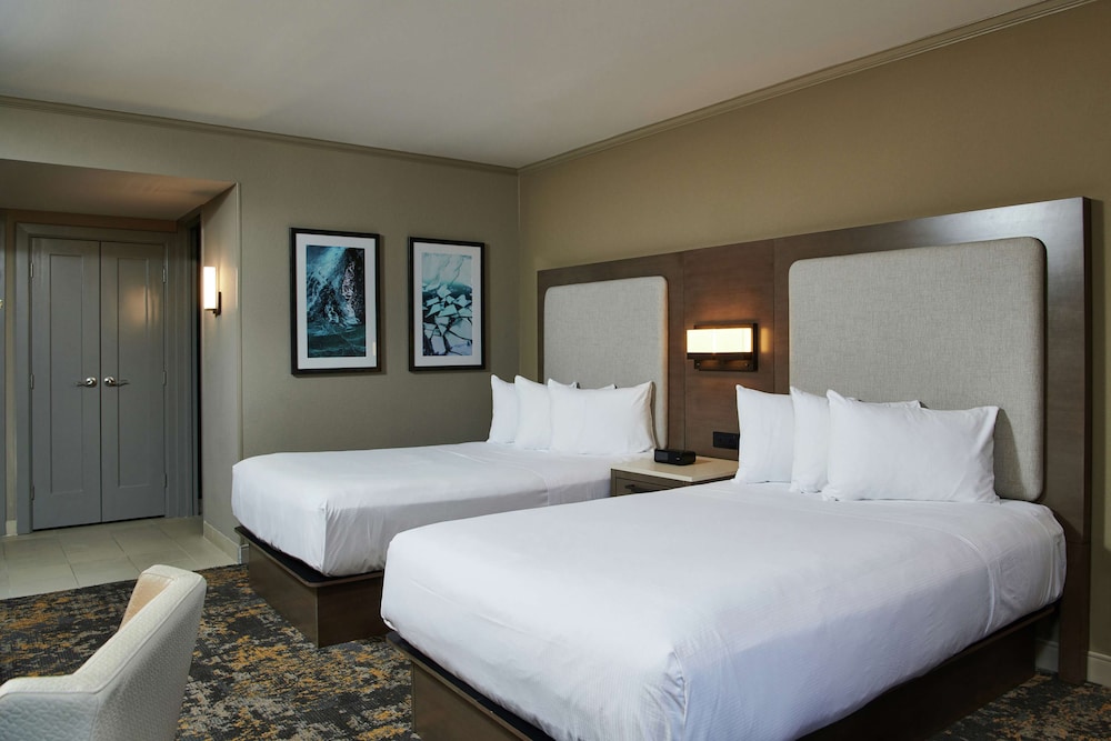 Hilton Anchorage - photo 6