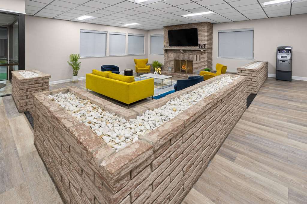 Super 8 by Wyndham Henrietta Rochester Area - photo 8