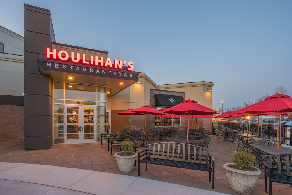 Crowne Plaza Dulles Airport by IHG - photo 80