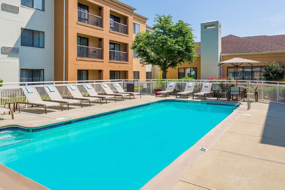 Courtyard by Marriott New Haven Orange Milford - photo 13