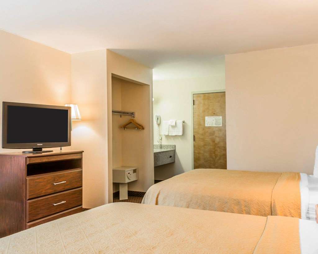Quality Inn Pell City I 20 exit 158 - photo 16