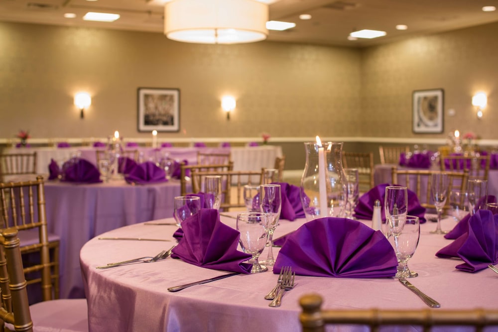 DoubleTree by Hilton Hotel Laurel - photo 45
