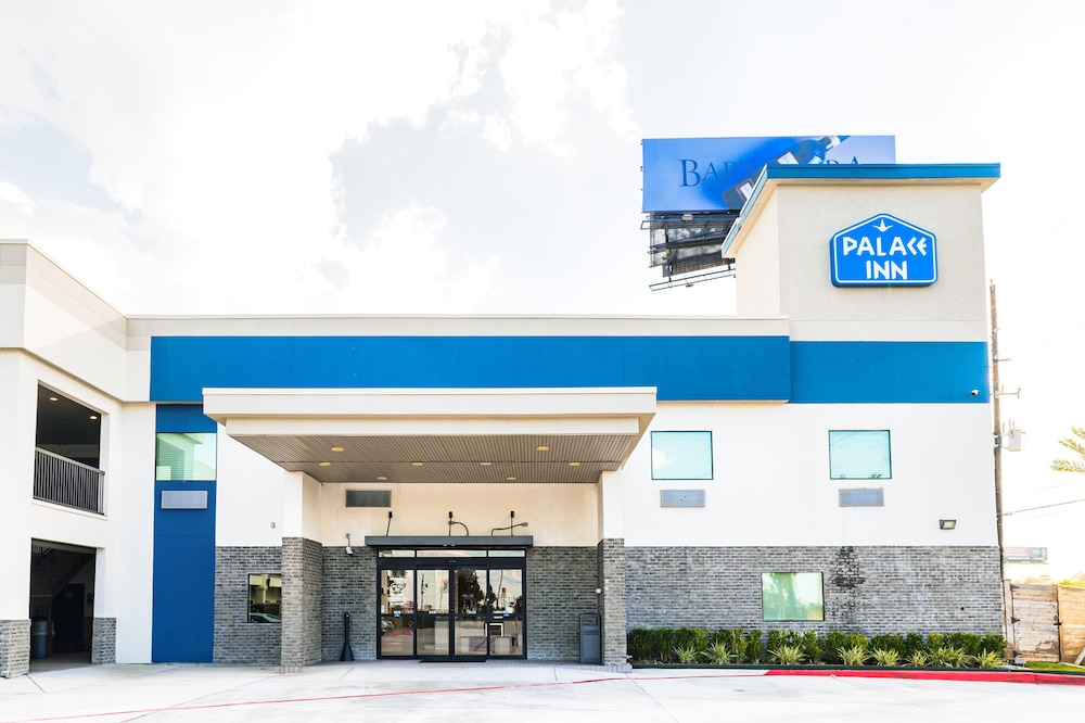 Palace Inn IAH Houston Bush Intercontinental Airport in Humble, United States