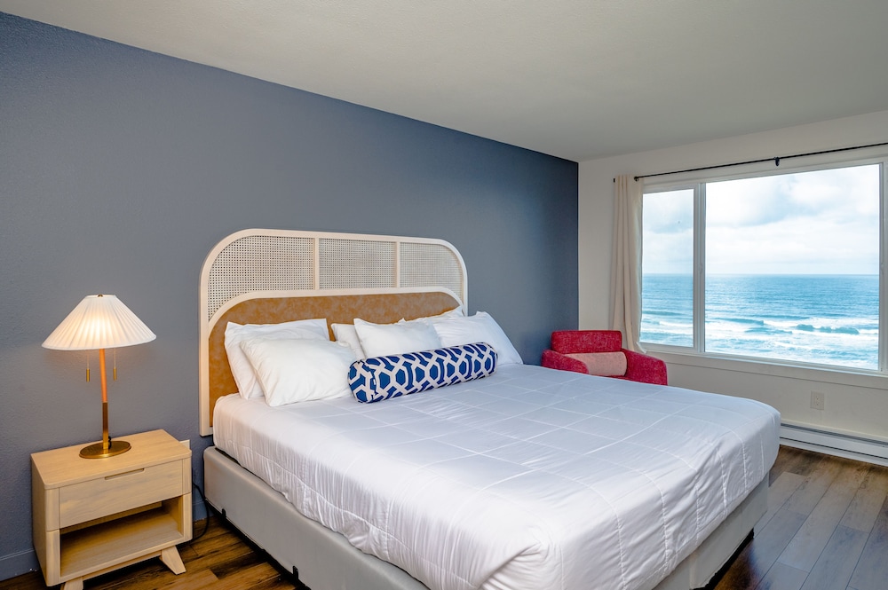 Seagull Beachfront Inn - photo 30