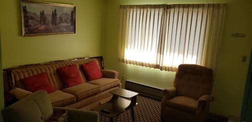Westernaire Motel - photo 33