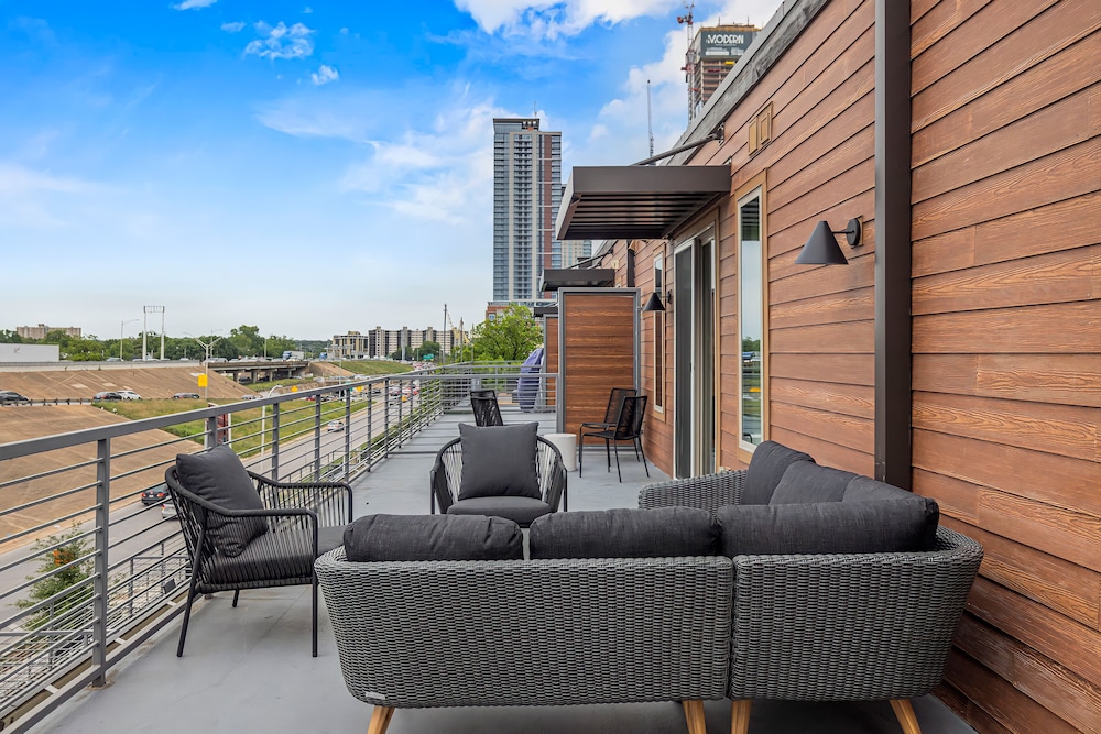 Placemakr Downtown Austin - photo 250