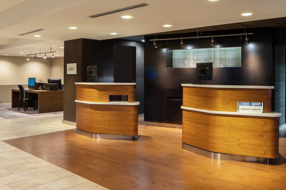 Courtyard by Marriott Dulles Airport Herndon Reston - photo 5