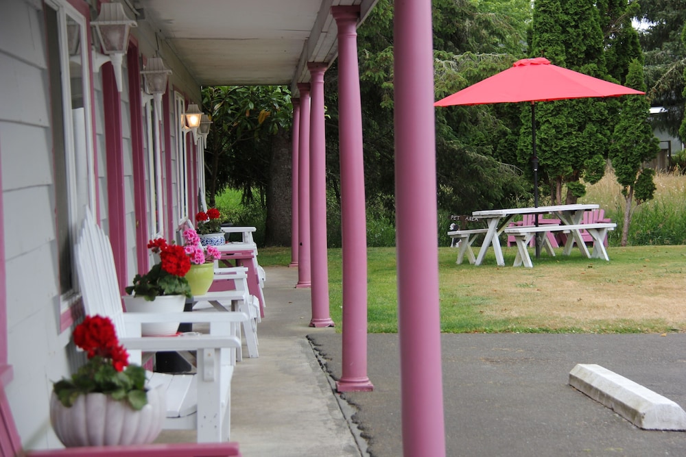 Mariner's Cove Inn - photo 58