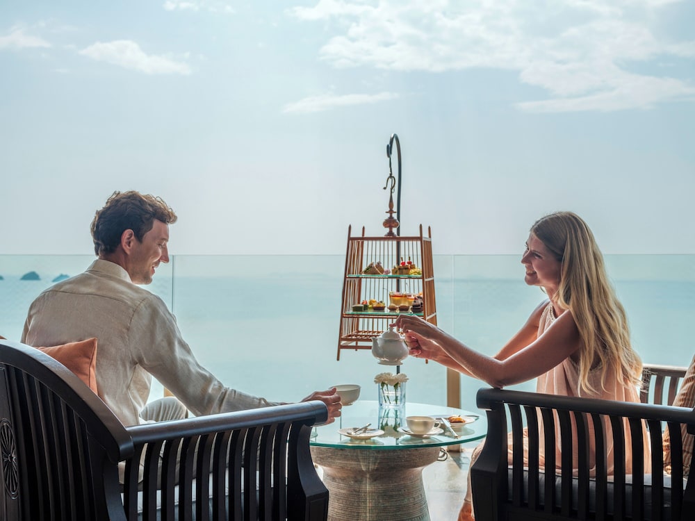 מזון ומשקאות