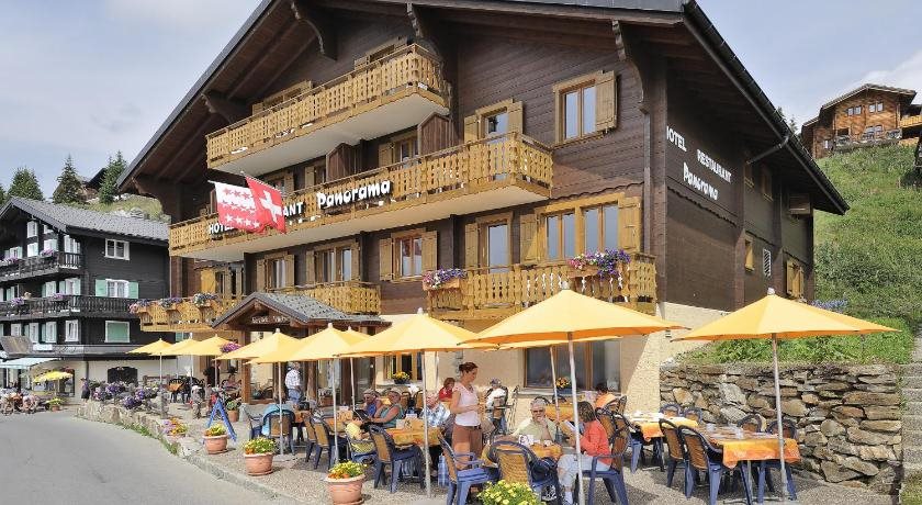 Panorama Hotel & Restaurant - carbon neutral hotel in Brig