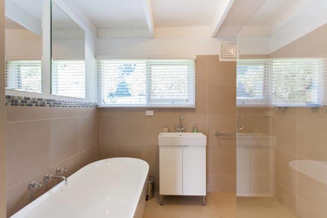Blairgowrie Bella light filled home with great deck — 4-Star Luxury Hotel in Blairgowrie, Australia