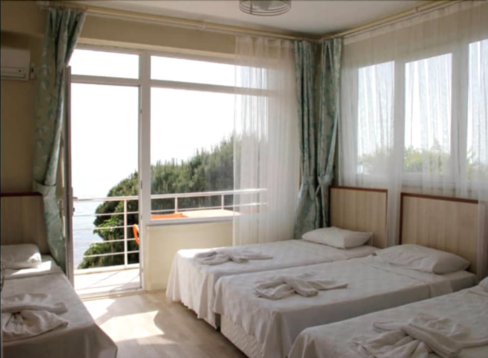 Ener Blue Otel in Erdek, Turkey