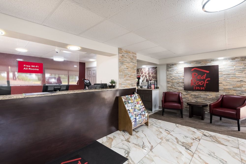 Red Roof Inn Lenoir - photo 2