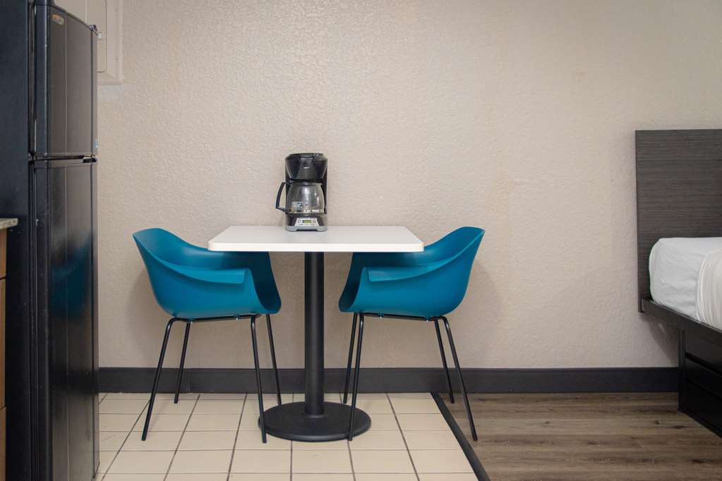 Studio 6 West Palm Beach FL - photo 5