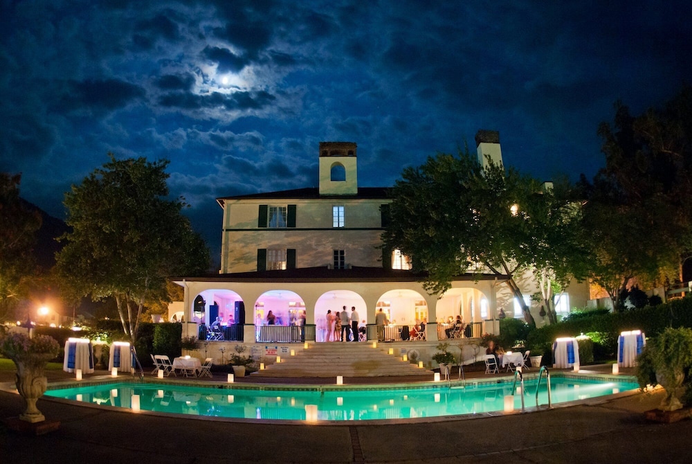 Lake Lure Inn & Spa - photo 40