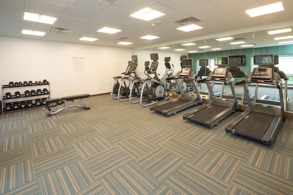Holiday Inn Express and Suites Kalamazoo West by IHG - photo 10
