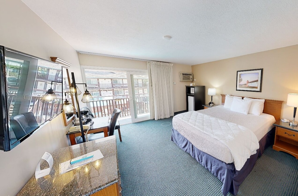 King Frederik Inn - photo 24
