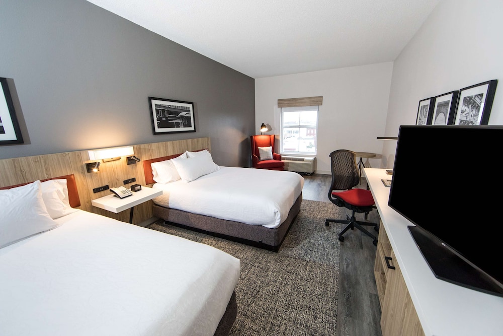 Hilton Garden Inn Savannah Historic District - photo 41