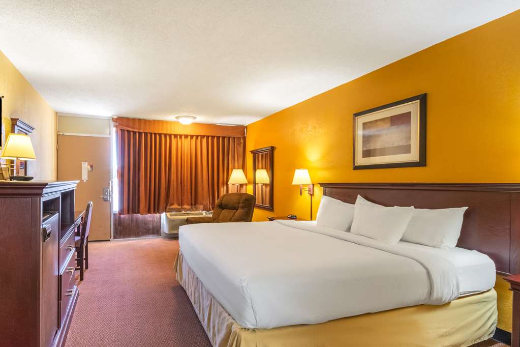 Americas Best Value Inn Elk City - photo 19