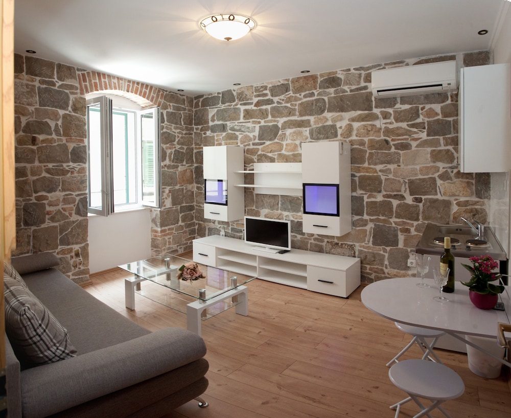 Casa Matošića Apartments — 4-Star Luxury Hotel in Split, Croatia