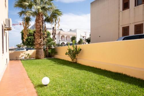 Bed & Breakfast Adriana — 4-Star Luxury Hotel in San Vito Lo Capo, Italy