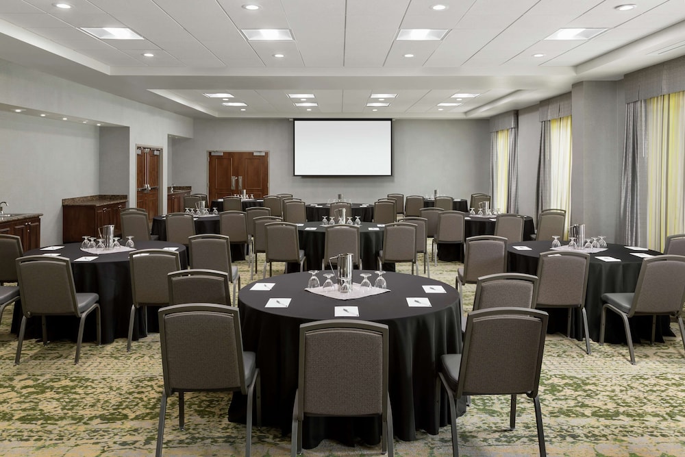 Hilton Garden Inn Greenville - photo 26
