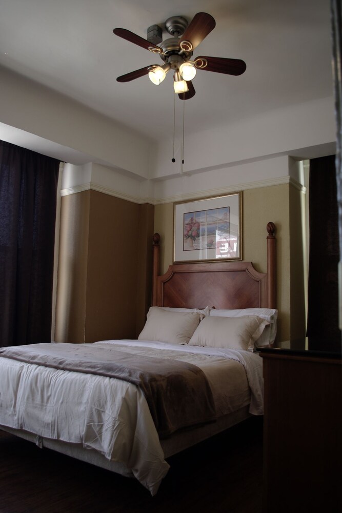 Yale Hotel - photo 7