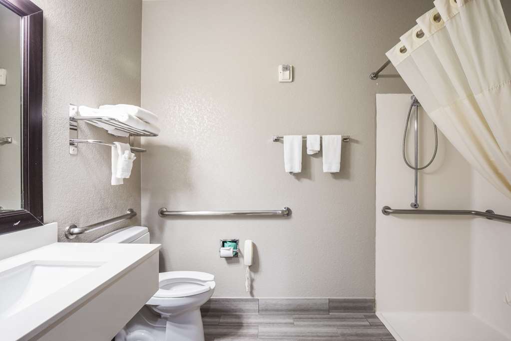 Quality Inn & Suites Lodi I 90 - photo 24