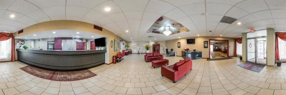 Red Carpet Inn Hazleton - photo 4