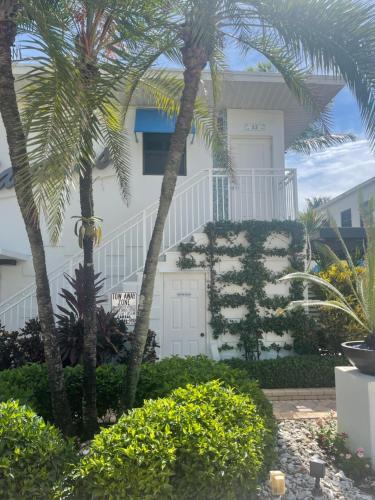 High Noon Beach Resort - photo 10