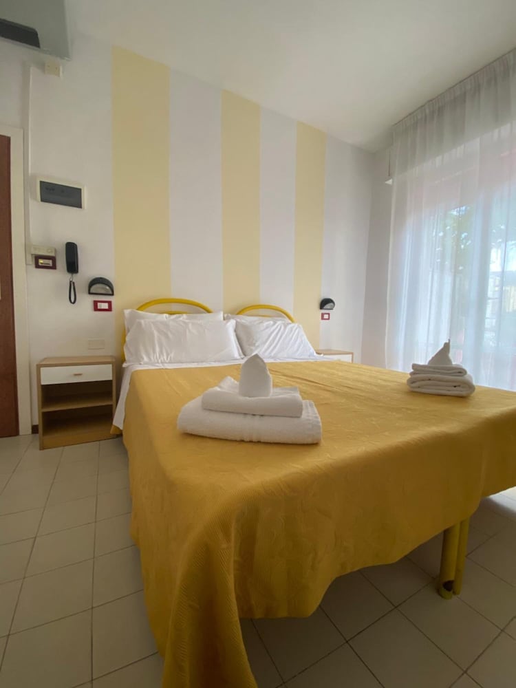 Hotel Terminus - last minute hotel in Riccione