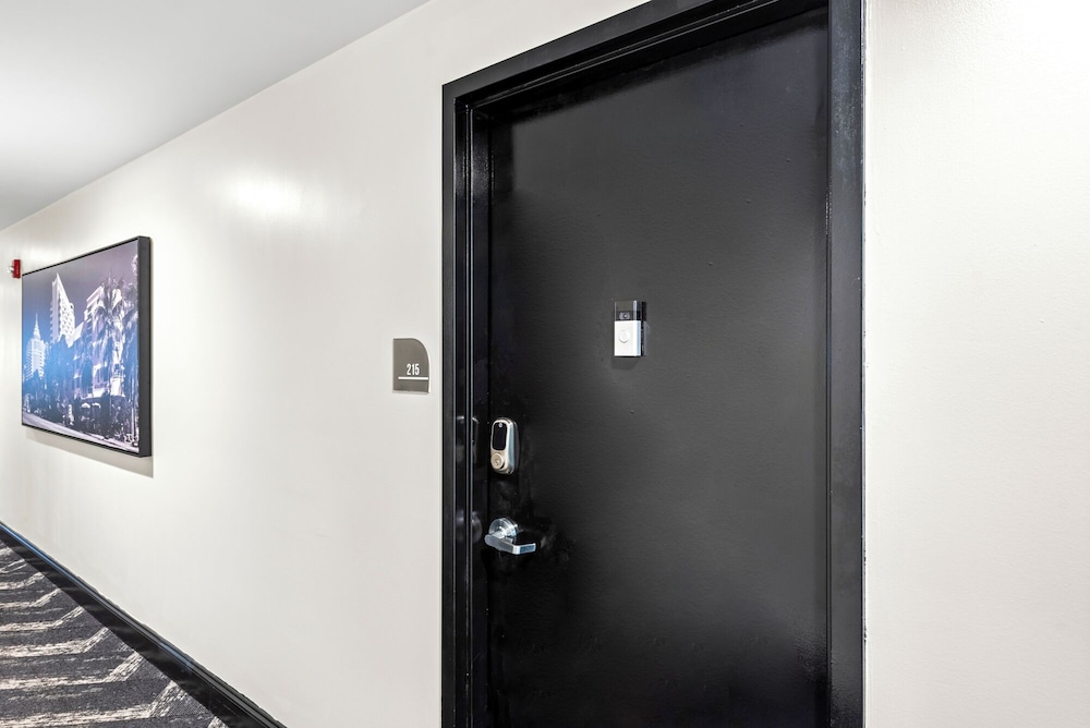 Luxuri Suites - photo 115