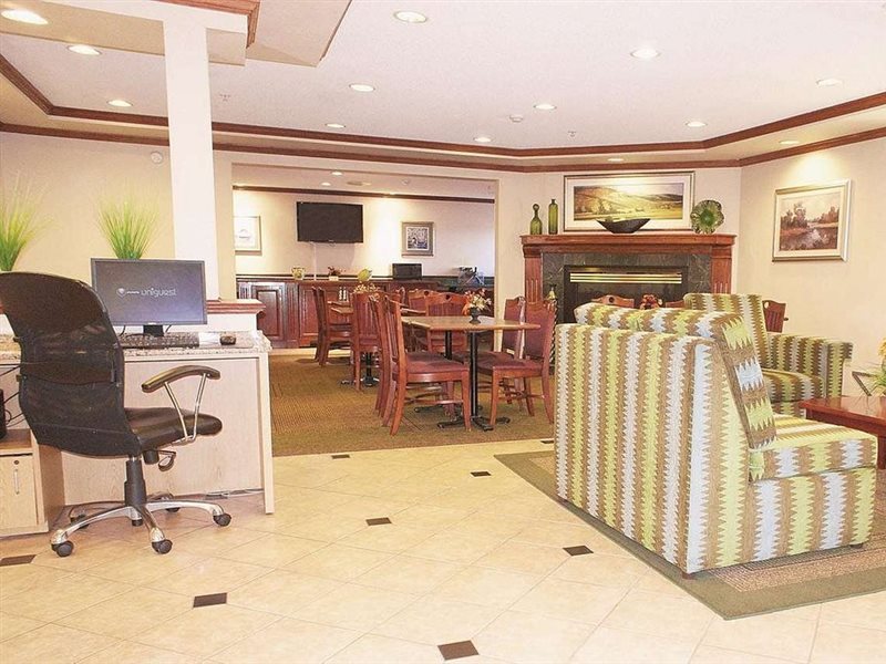 La Quinta Inn Milwaukee West Brookfield - photo 7