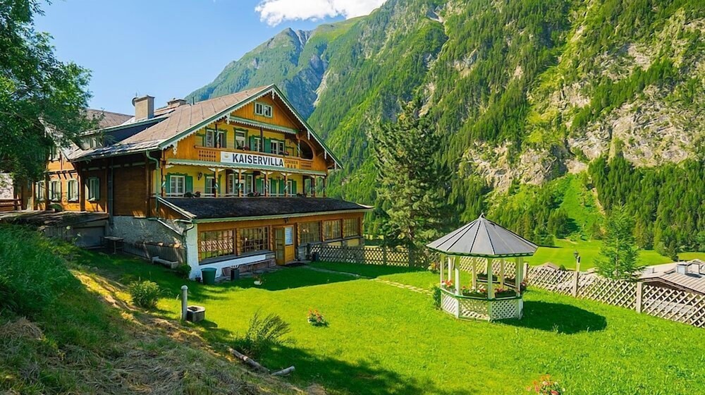Hotel Kaiservilla — hotel in Heiligenblut