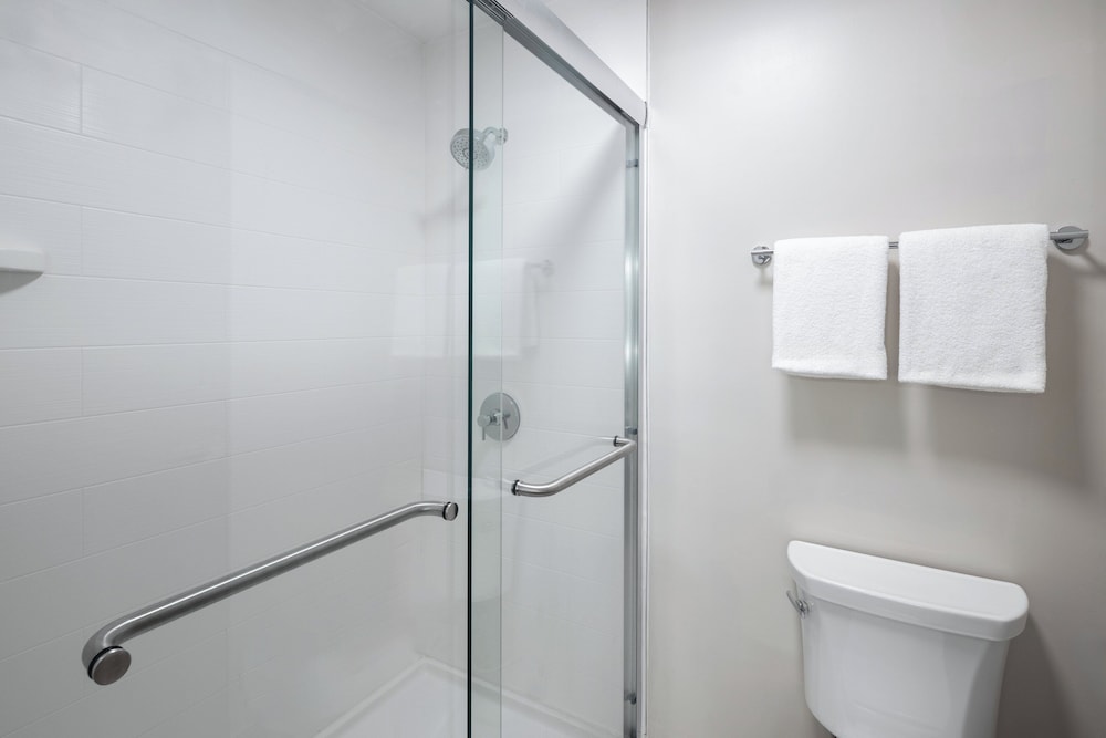 Holiday Inn Express Hotel & Suites Portland Jantzen Beach by IHG - photo 62