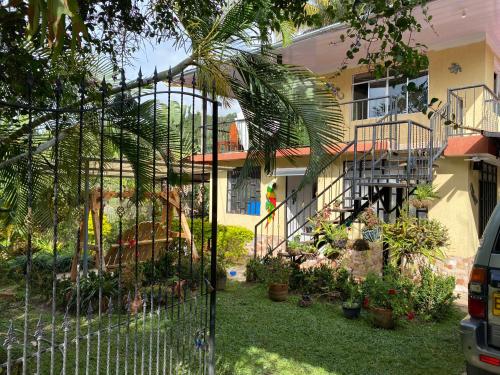 Finca San Jerónimo - carbon neutral hotel in Arbelaez