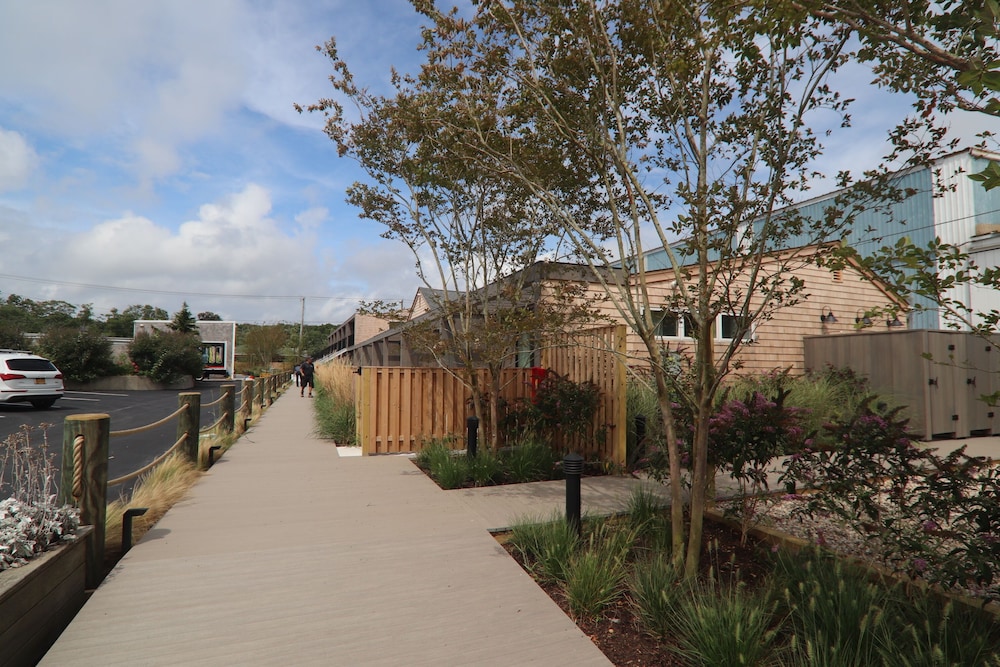 The Shoals Suites and Slips - photo 26